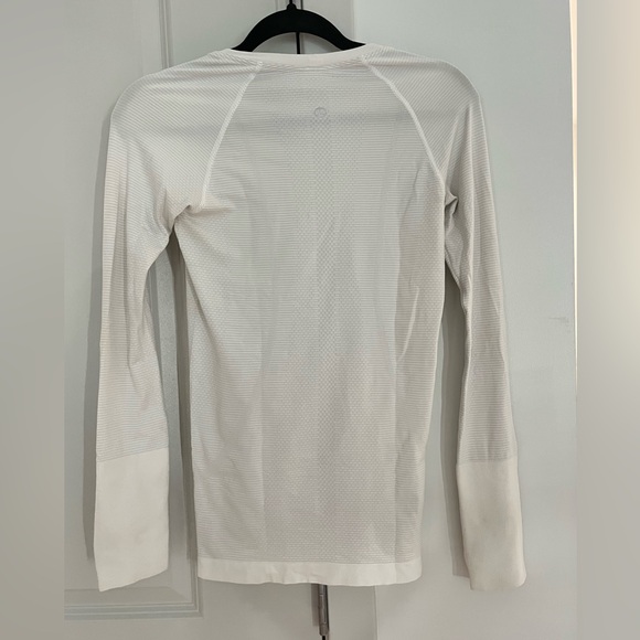 Lululemon Swiftly Tech Long Sleeve sz 4 White - Picture 3 of 4